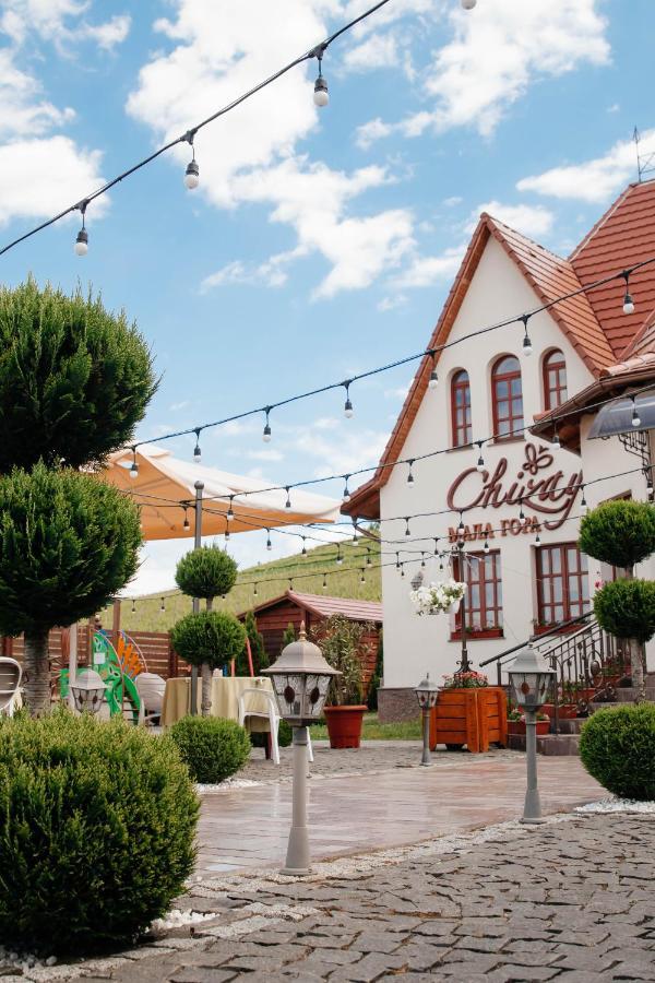 Chizay. Мала Гора Hotel แบรฮอฟ ภายนอก รูปภาพ